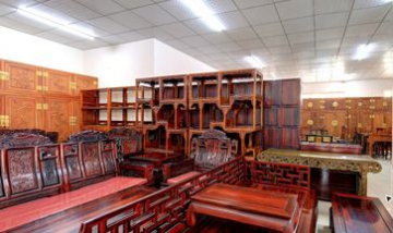 北京高碑店唐順閣古典木雕店全景...